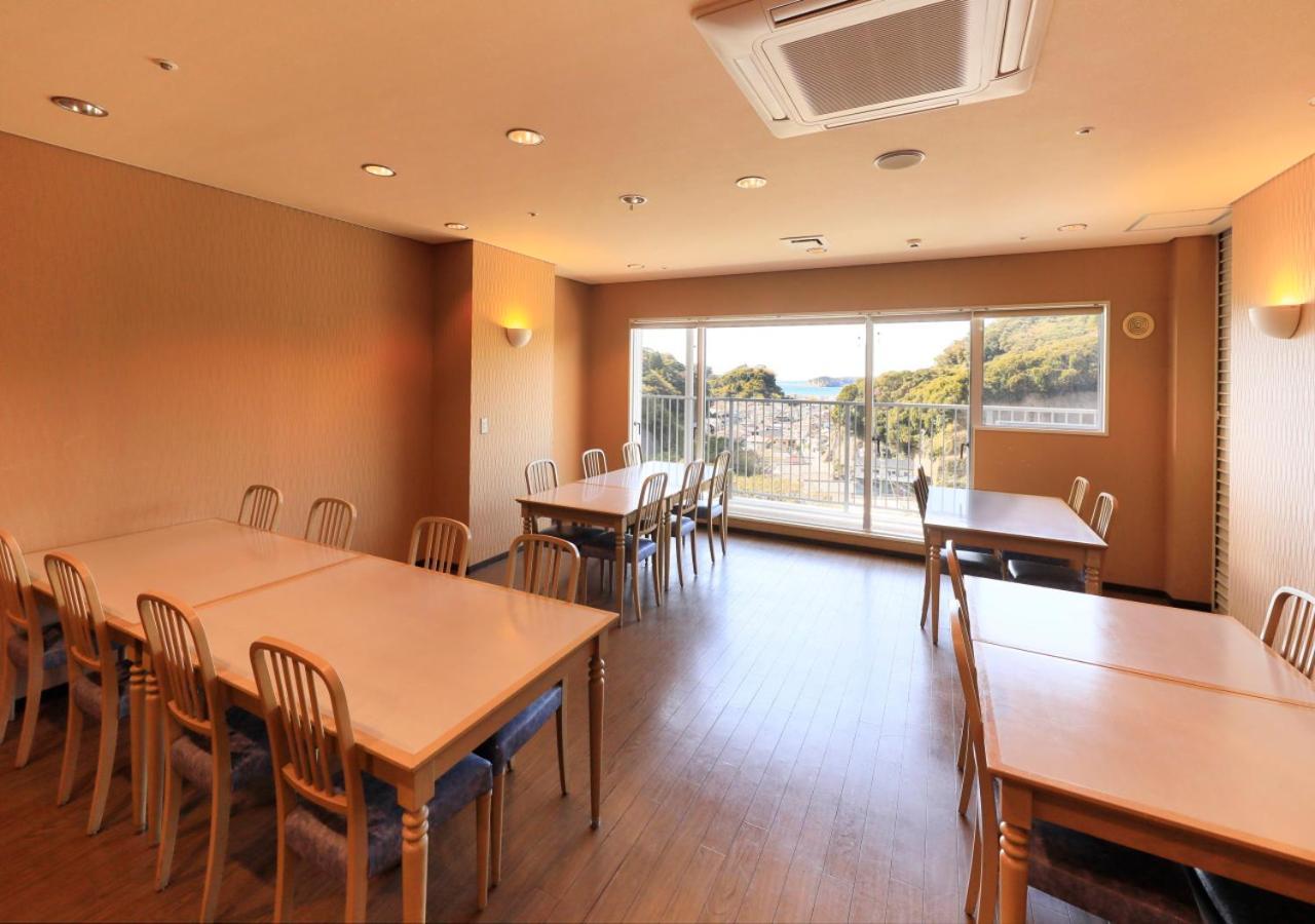 Katsuura Hilltop Hotel & Residence Exterior foto