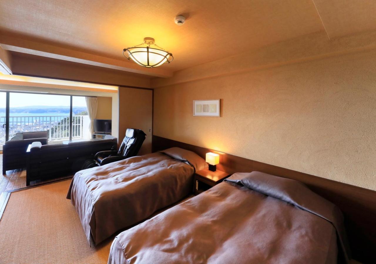 Katsuura Hilltop Hotel & Residence Exterior foto
